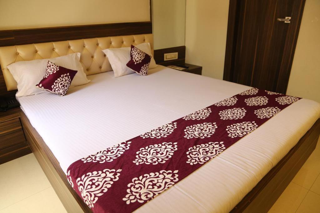 Kingsway Hotel And Restaurant Ajmer Dargah 350 Meter Екстер'єр фото